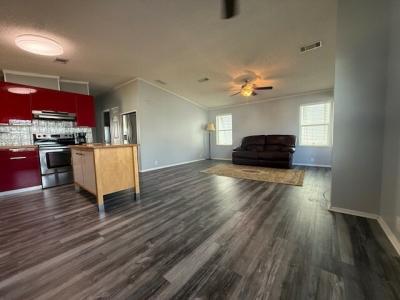 Photo 5 of 11 of home located at 117 Arietta Court Auburndale, FL 33823