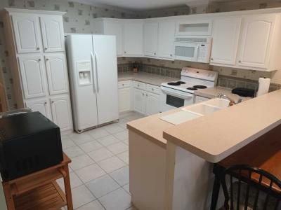 Photo 4 of 8 of home located at 141 Bauer Dr Melbourne, FL 32901