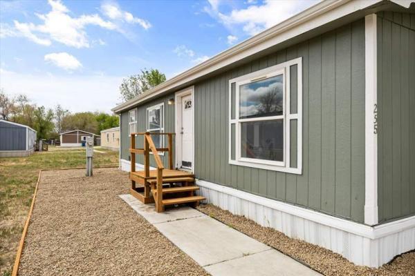 1993 Champion Manufactured Home