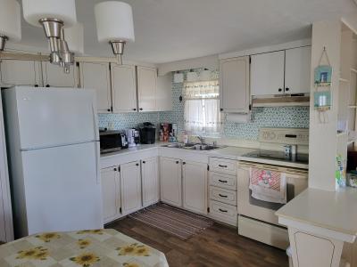 Photo 3 of 17 of home located at 31 Jasmine Ave Palmetto, FL 34221