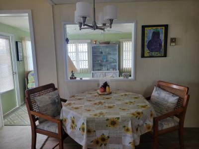 Photo 4 of 17 of home located at 31 Jasmine Ave Palmetto, FL 34221