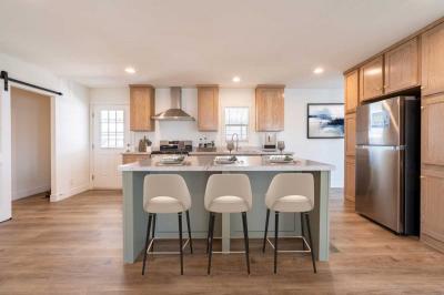 Photo 3 of 8 of home located at 601 N Kirby St Spc 208 Hemet, CA 92545