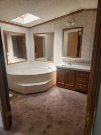 1995 Four Seasons Mobile Home