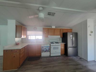 Photo 6 of 19 of home located at 775 W Roger Rd #116 Tucson, AZ 85705