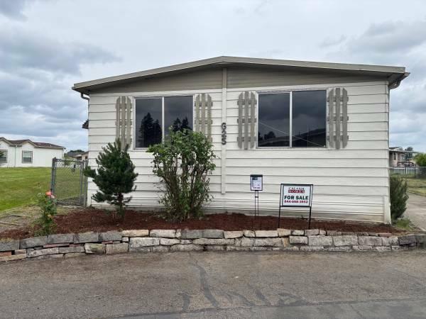 1974 Crestwood  Mobile Home