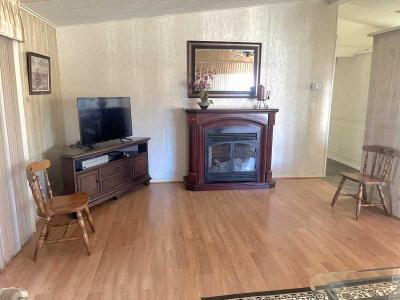 Photo 5 of 20 of home located at 7100 Ulmerton Rd. Largo, FL 33771