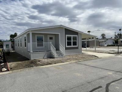Photo 4 of 23 of home located at 10525 Somerset Blvd. #1C Bellflower, CA 90706
