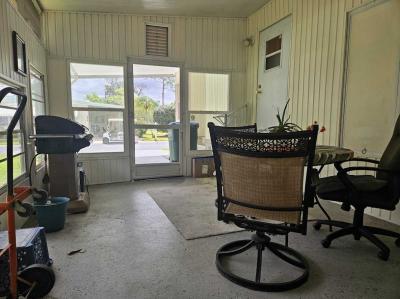 Photo 4 of 26 of home located at 435 16th Ave. S. E. Lot 542 Largo, FL 33771