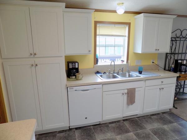 2000 Champion Manufactured Home