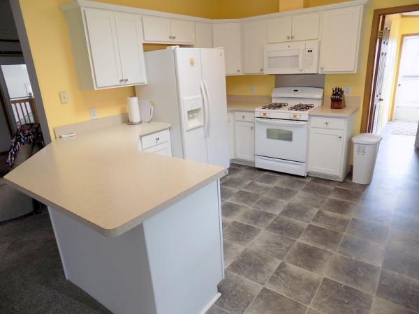 2000 Champion Manufactured Home