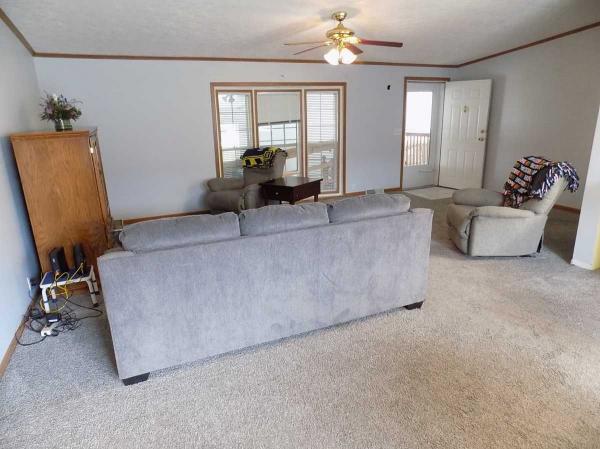 2000 Champion Manufactured Home