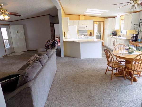 2000 Champion Manufactured Home