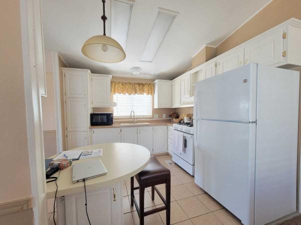 1990 Skyline GRF4605 Manufactured Home