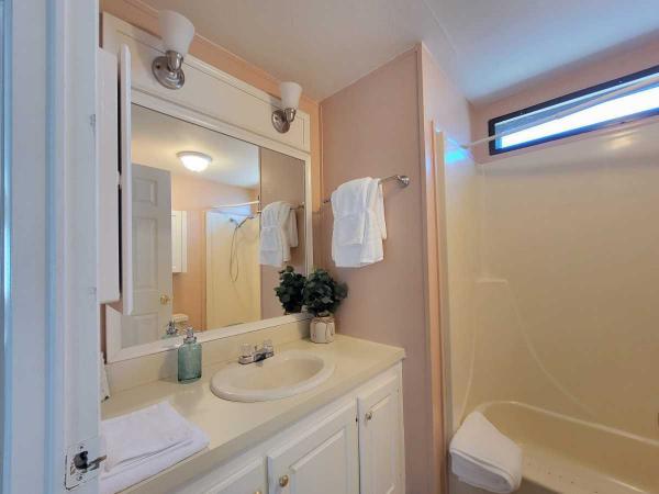 1990 Skyline GRF4605 Manufactured Home