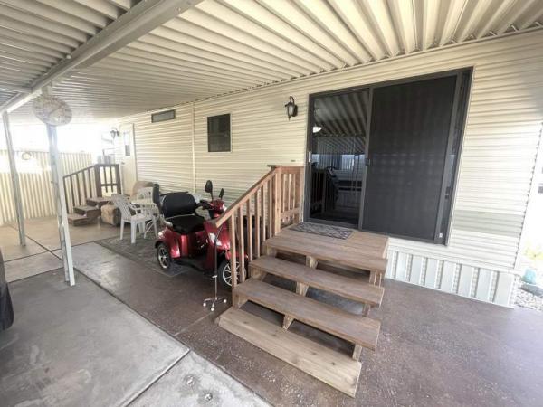 1987 Schult Manufactured Home