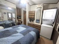 1987 Schult Manufactured Home