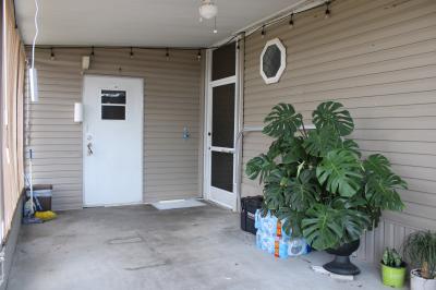 Photo 3 of 14 of home located at 1015 Ridgeway Blvd. North Davenport, FL 33897