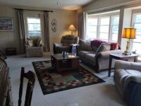 1988 Pine Grove Manufactured Home