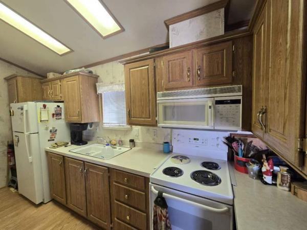 1993 TAHO Manufactured Home