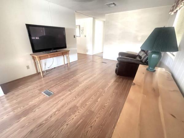 1979 UNK Manufactured Home