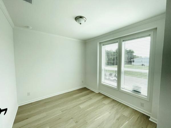 2024 Skyline - Ocala Bal Harbour w/ Den Mobile Home