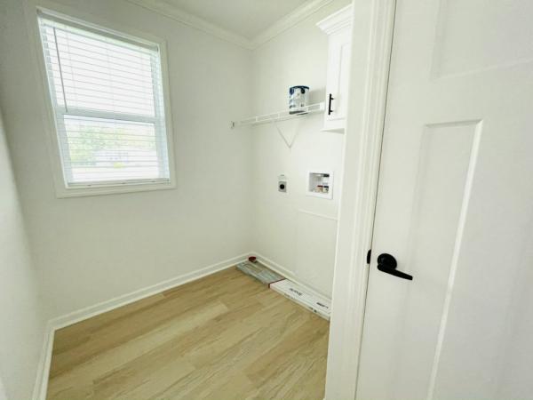 2024 Skyline - Ocala Bal Harbour w/ Den Mobile Home