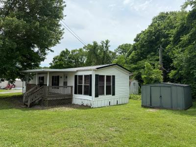 Mobile Home at 1774 Mayfield Ln Lot May1774 Louisville, TN 37777