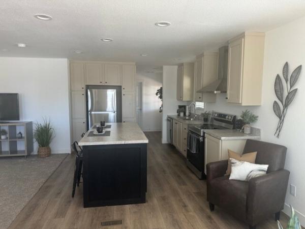 2025 Clayton 52TIP24563A Mobile Home
