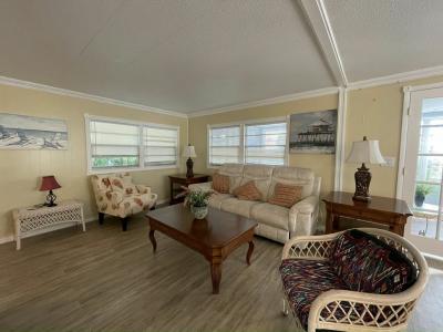 Photo 3 of 20 of home located at 981 Trinidad Avenue Venice, FL 34285