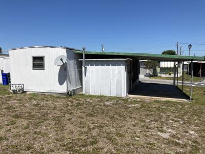 Photo 3 of 3 of home located at 337 Sterling Drive West Lakeland, FL 33815