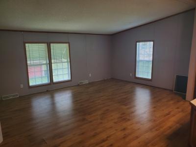 Photo 4 of 10 of home located at 5702 Angola Rd. #217 Toledo, OH 43615