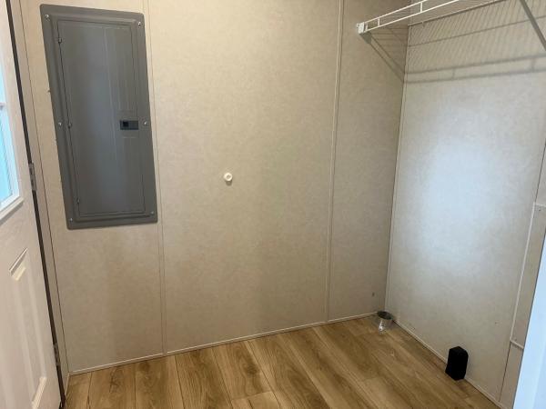 2023 96PLH16663BH23A  Home
