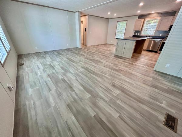 2025 Clayton Homes Inc Mobile Home For Sale