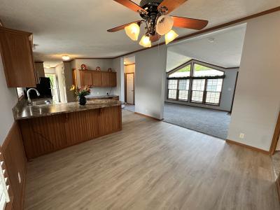 Mobile Home at 29904 Meadow Lane Gibraltar, MI 48173