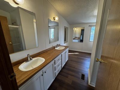 Photo 5 of 8 of home located at 900 Broken Feather Trl 347 Pflugerville, TX 78660