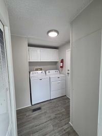 1989 Skyline Manufactured Home