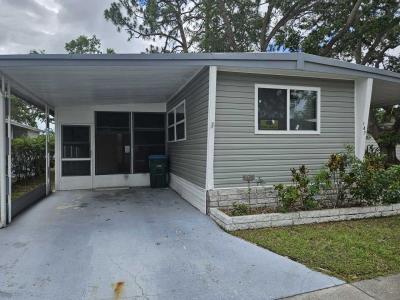 Photo 3 of 12 of home located at 9925 Ulmerton Rd., #147 Largo, FL 33771