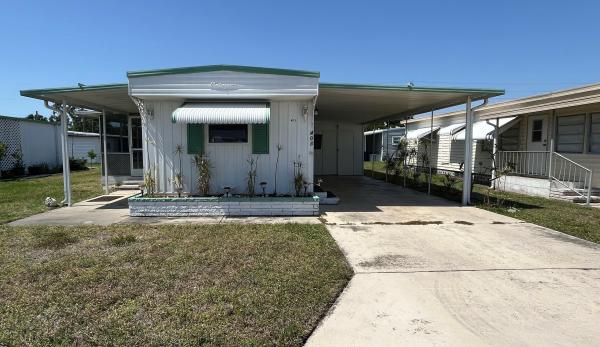 Photo 1 of 2 of home located at 403 Diamond Head Drive Bradenton, FL 34207