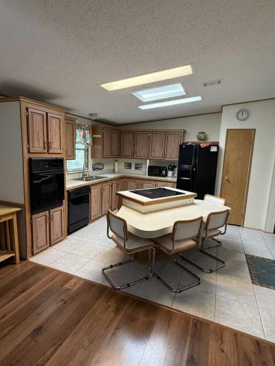 Photo 2 of 19 of home located at 701 Aqui Esta Drive Lot 43 Punta Gorda, FL 33950