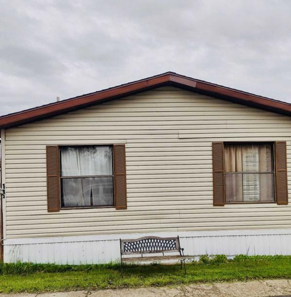 Photo 1 of 2 of home located at 14 Aspen Drive Swanton, OH 43558