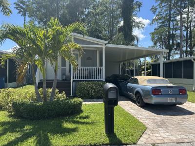 Photo 3 of 25 of home located at 9112 Berkshire Lane Tampa, FL 33635