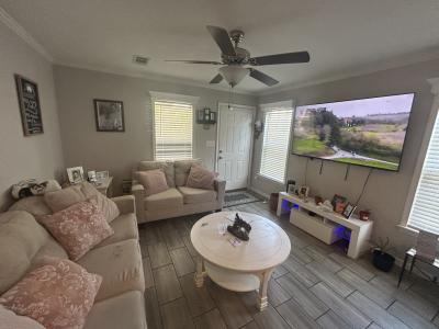 Photo 5 of 25 of home located at 9112 Berkshire Lane Tampa, FL 33635