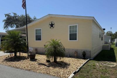 Mobile Home at 38040 Woodgate Lane Zephyrhills, FL 33542