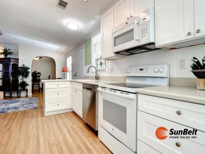 Photo 4 of 20 of home located at 108 Green Forest Drive Ormond Beach, FL 32174