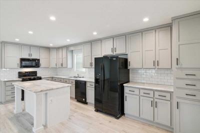 Photo 4 of 11 of home located at 8719 Boyer Dr Willis, MI 48191
