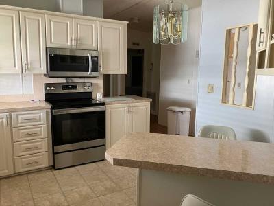 Photo 5 of 13 of home located at 535 Montego Bay Drive Lake Wales, FL 33859