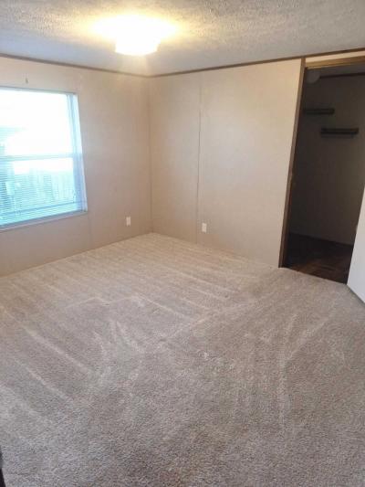 Photo 5 of 17 of home located at 301 Mantle Ave #212Kc Jackson, MI 49202
