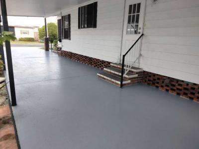 Photo 5 of 32 of home located at 15834 Shoreline Blvd North Fort Myers, FL 33917