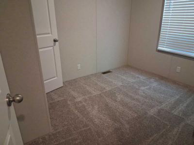 Photo 5 of 20 of home located at 328 W. 53rd St., #86 Anderson, IN 46013