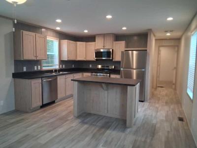 Photo 5 of 19 of home located at 328 W. 53rd St., #86 Anderson, IN 46013